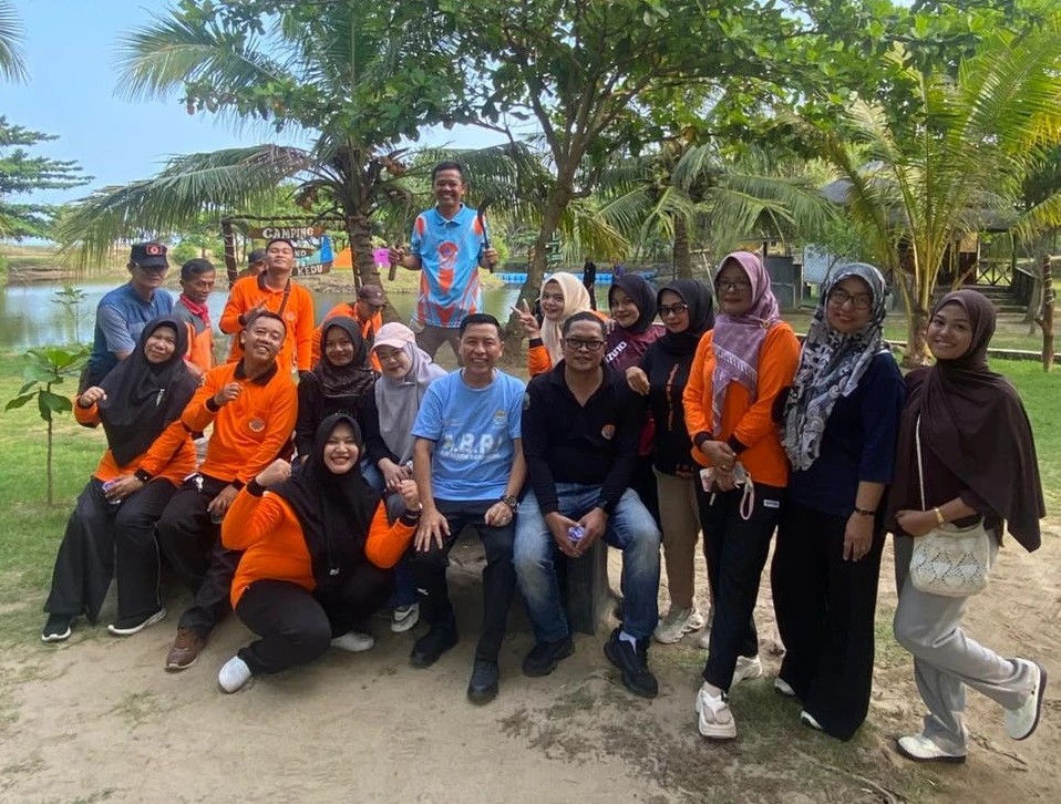 BPBD Lampung Selatan Bersama Seluruh Pegawai Ikuti Gerakan Bersama Helau dengan Aksi Bersih Pantai Kedu